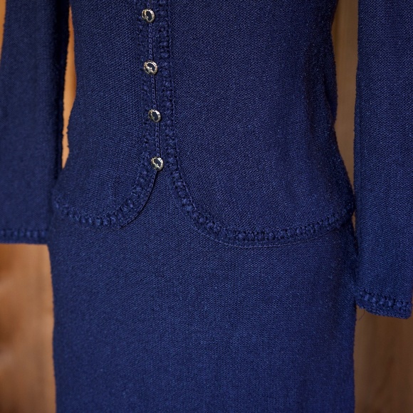 Vintage St. John For Saks Fifth Ave Blue Knitted Skirt & Sweater Set Woman's S - Picture 10 of 17